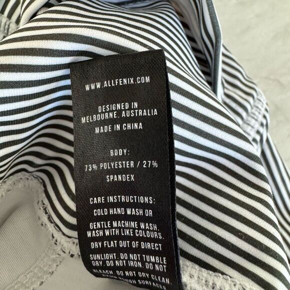 All Fenix Size Small Black White Striped leggings - Picture 4 of 8